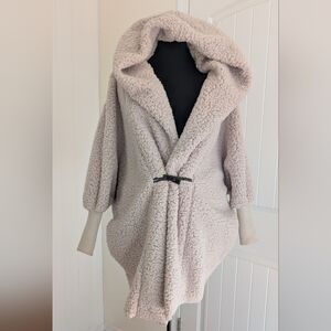 Cozy Women's Sherpa Coat - Cream